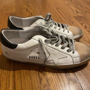 NEVER WORN Golden Goose Superstar Sneakers